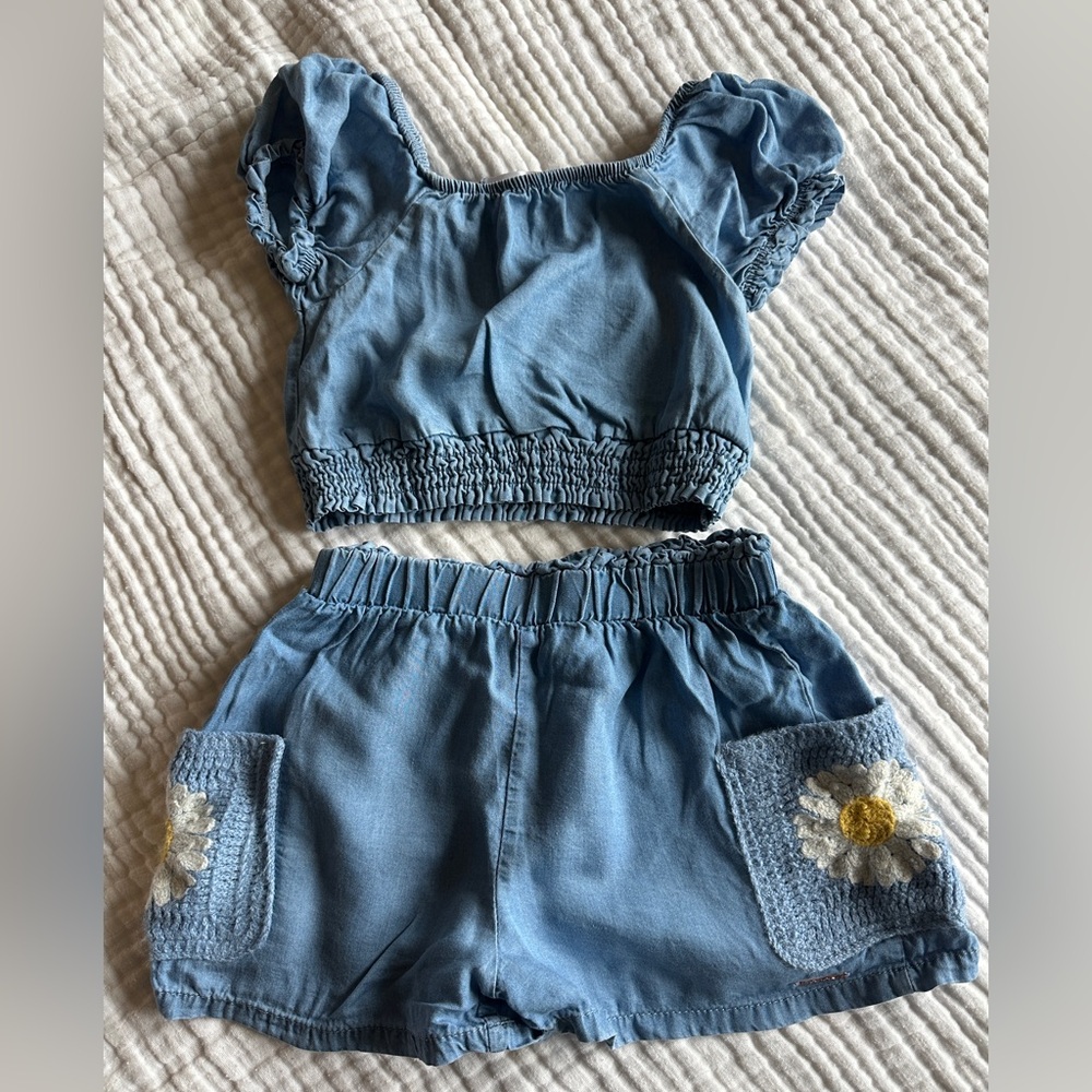 Tahari Girl Two-Piece Chambray Set with knitted pockets